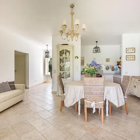 Stesi Sleeps 6 Pool Casarano